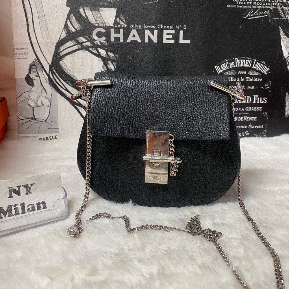 CHLOE
Mini Drew Black